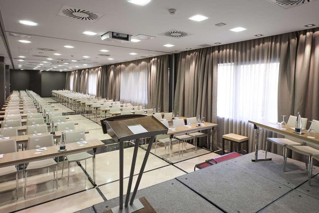 Nh Ribera Del Manzanares Ξενοδοχείο Μαδρίτη Ανέσεις φωτογραφία
